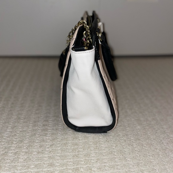 Betsy Johnson purse 
Light pink and black. - Picture 3 of 6